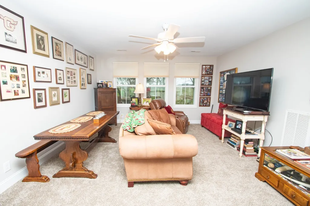 2709 Remington Trace Clarksville TN 37043