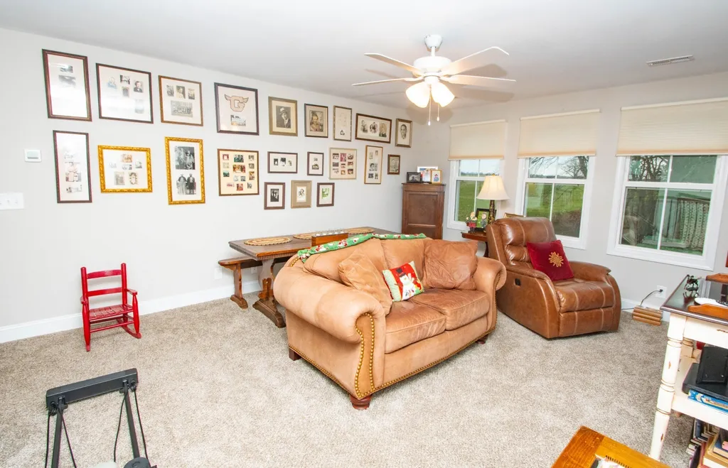 2709 Remington Trace Clarksville TN 37043