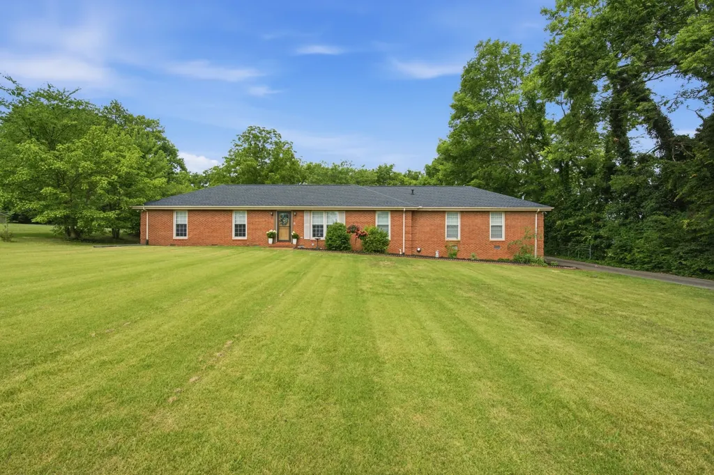 228 Maple Hill Road Lebanon TN 37087