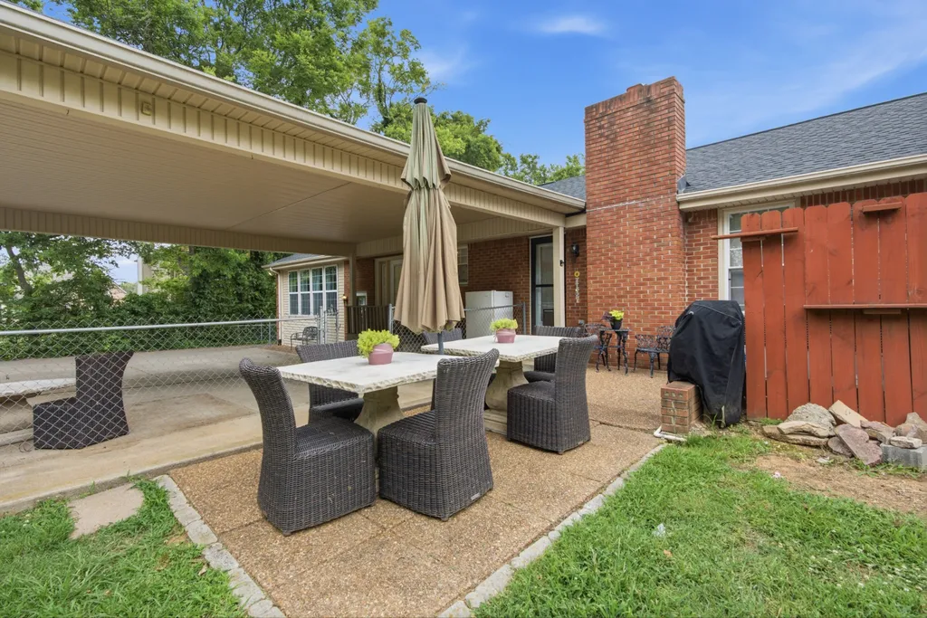 228 Maple Hill Road Lebanon TN 37087