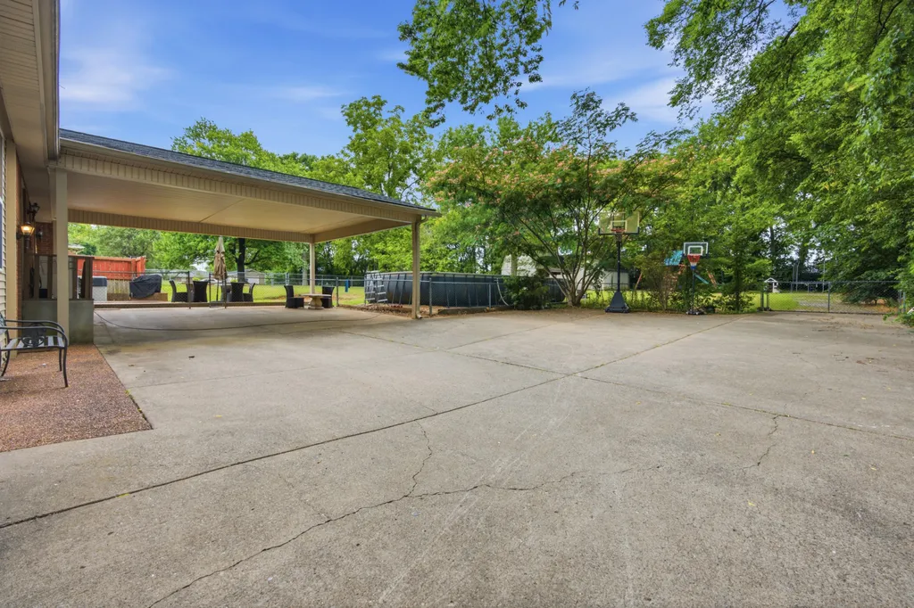 228 Maple Hill Road Lebanon TN 37087