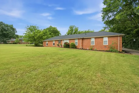 228 Maple Hill Road Lebanon TN 37087
