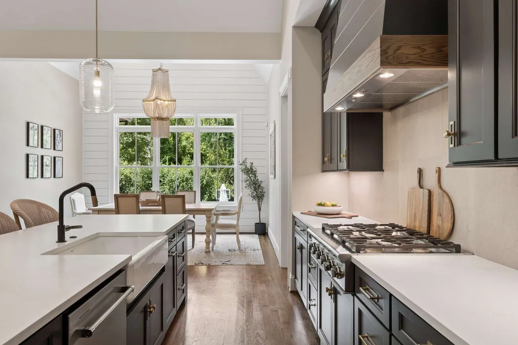 4613 Chalmers Drive Nashville TN 37215