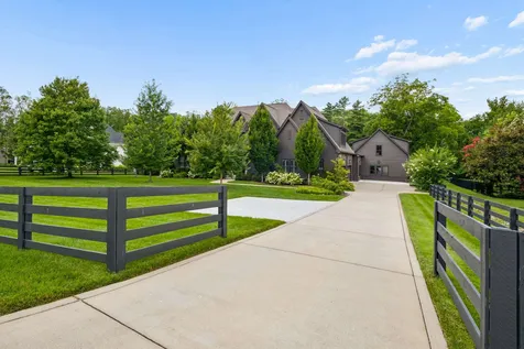 4613 Chalmers Drive Nashville TN 37215