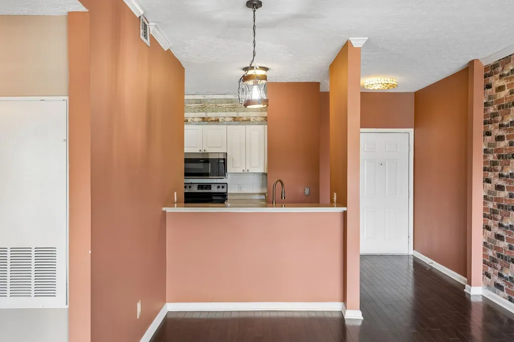 2025 Woodmont Boulevard Nashville TN 37215