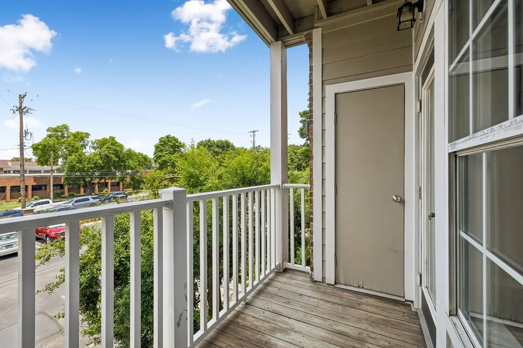 2025 Woodmont Boulevard Nashville TN 37215
