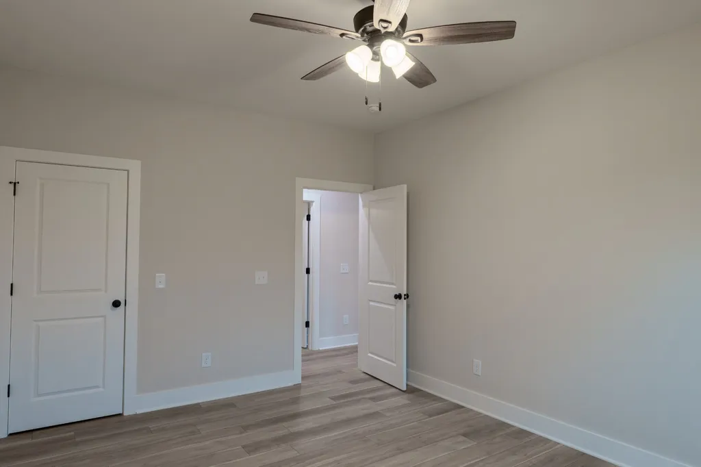 2010 Lafayette Road Red Boiling Springs TN 37150