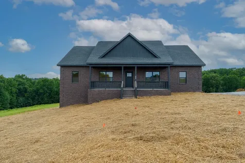 2010 Lafayette Road Red Boiling Springs TN 37150