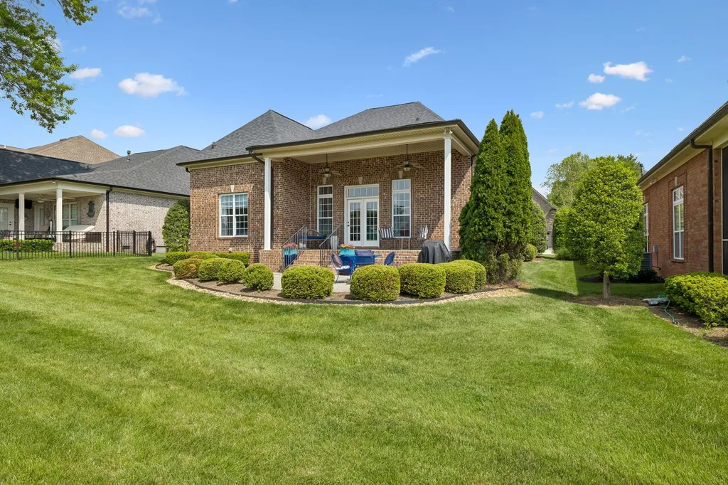 1119 Isaac Franklin Drive Gallatin TN 37066