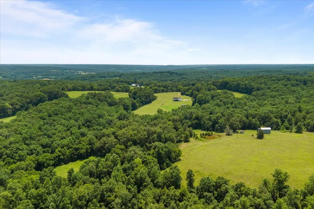4251 Spring Valley Road Cumberland City TN 37050