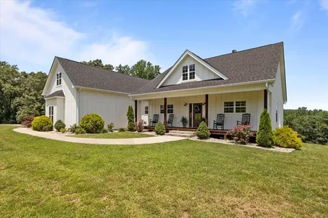 4251 Spring Valley Road Cumberland City TN 37050