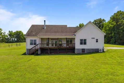 4251 Spring Valley Road Cumberland City TN 37050
