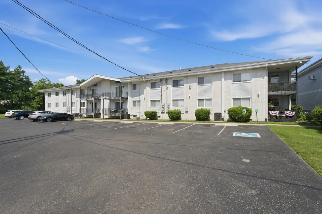 613 Hillsboro Road Franklin TN 37064
