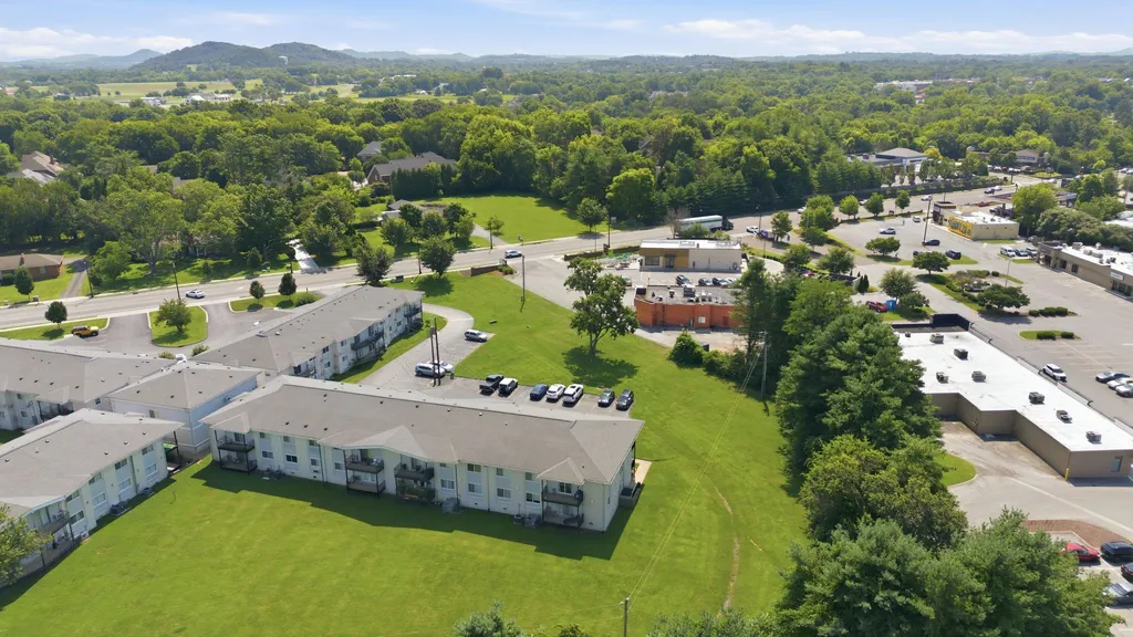 613 Hillsboro Road Franklin TN 37064