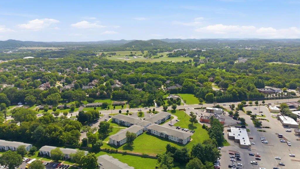 613 Hillsboro Road Franklin TN 37064