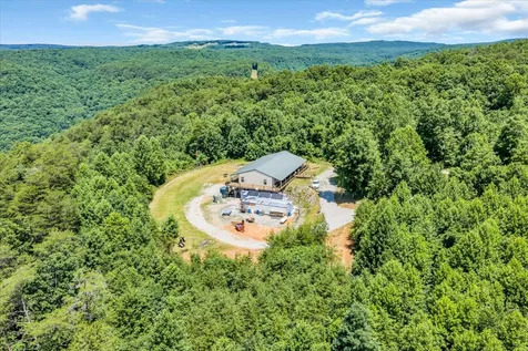 5688 Burkett Chapel Road Whitwell TN 37397