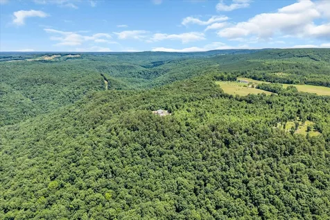 5688 Burkett Chapel Road Whitwell TN 37397