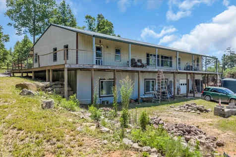 5688 Burkett Chapel Road Whitwell TN 37397