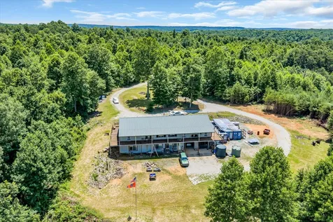 5688 Burkett Chapel Road Whitwell TN 37397