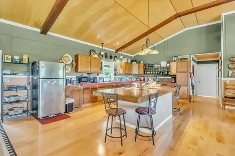 5688 Burkett Chapel Road Whitwell TN 37397