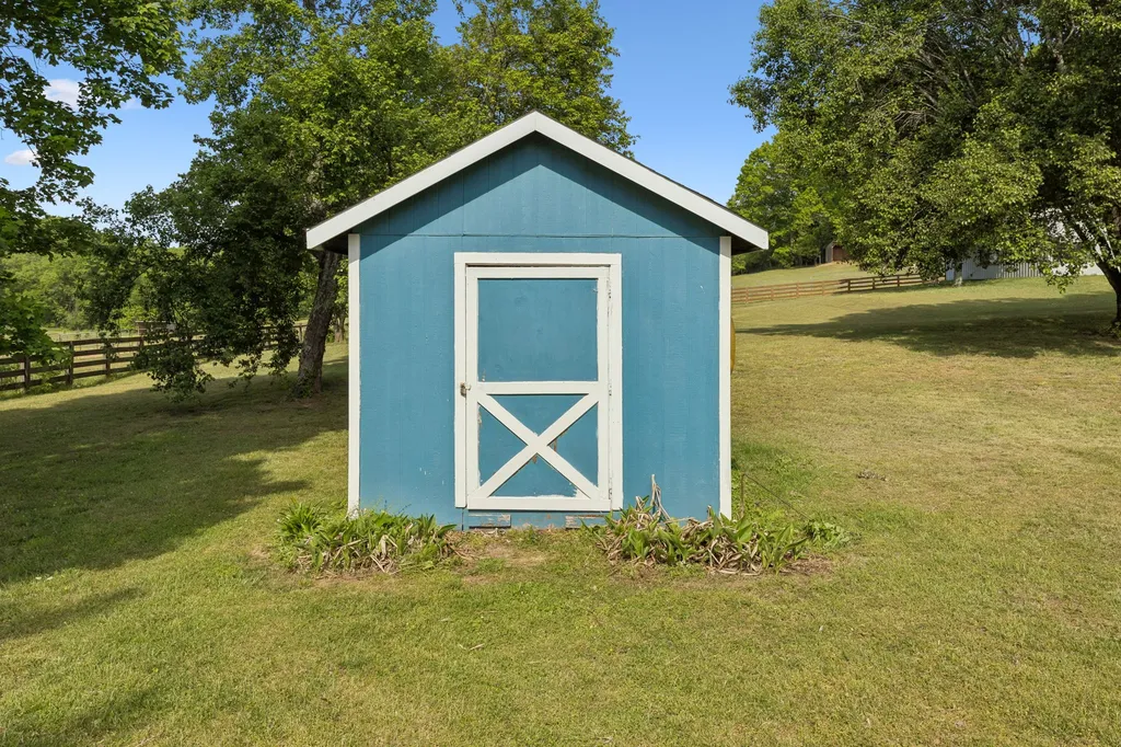2751 Standing Oak Drive Thompsons Station TN 37179