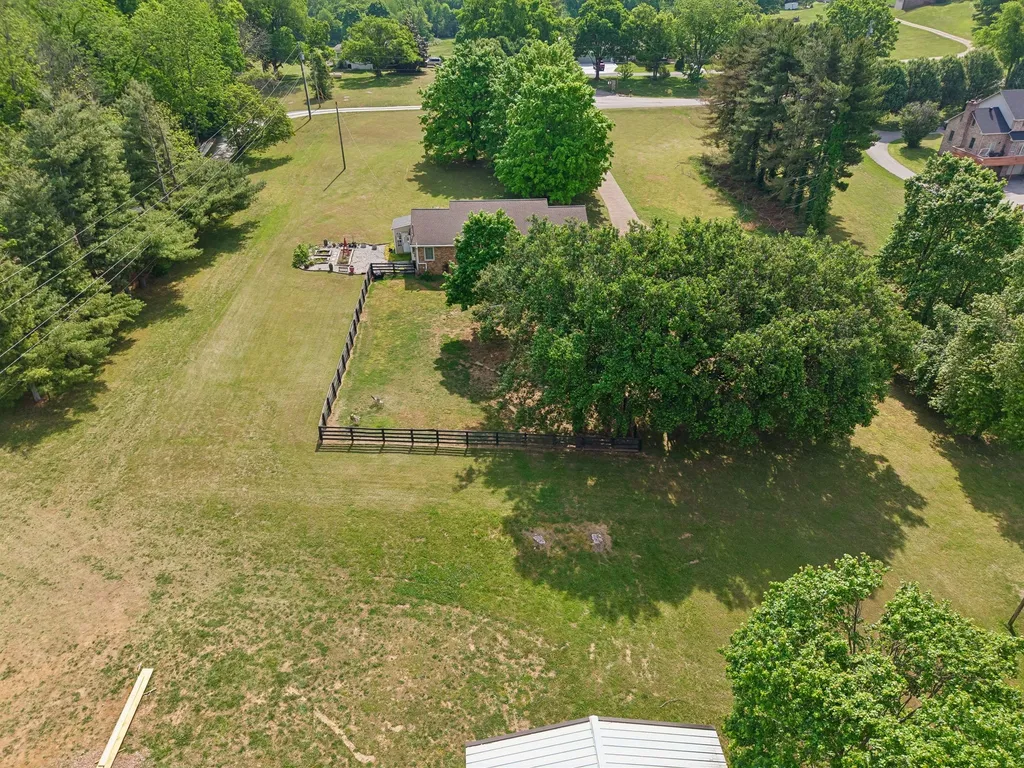2751 Standing Oak Drive Thompsons Station TN 37179