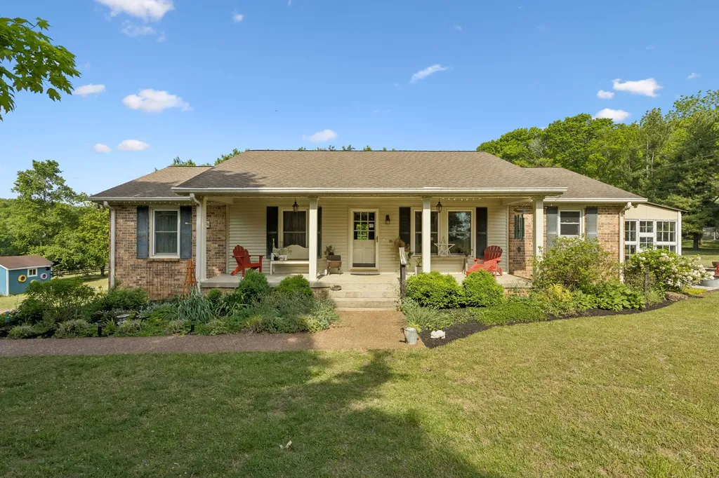 2751 Standing Oak Drive Thompsons Station TN 37179
