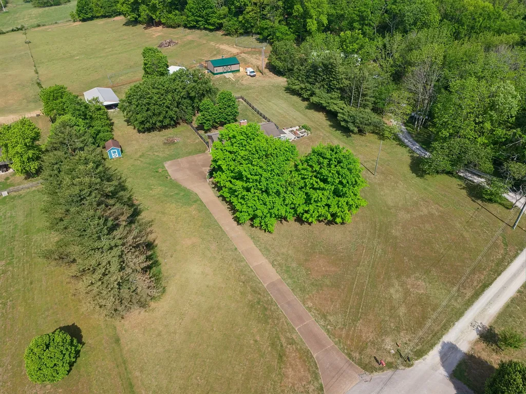 2751 Standing Oak Drive Thompsons Station TN 37179