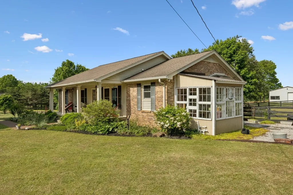 2751 Standing Oak Drive Thompsons Station TN 37179