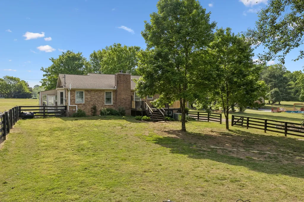 2751 Standing Oak Drive Thompsons Station TN 37179