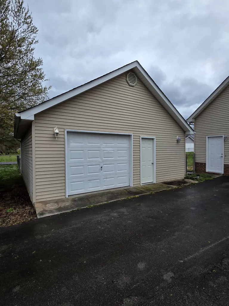 102 Cascade Lane Bell Buckle TN 37020