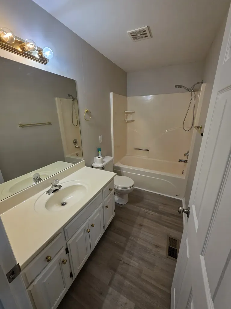 102 Cascade Lane Bell Buckle TN 37020
