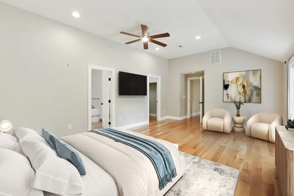 5909 Old Harding Pike Nashville TN 37205