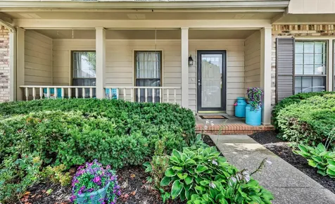 2172 Memorial Drive Clarksville TN 37043