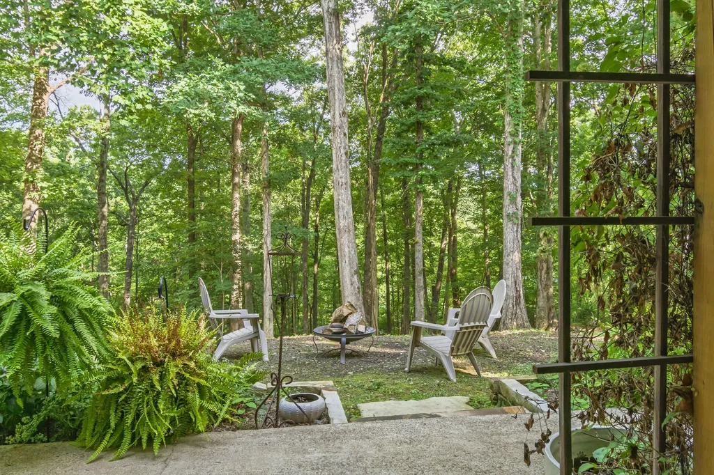 3608 Sams Creek Road Pegram TN 37143