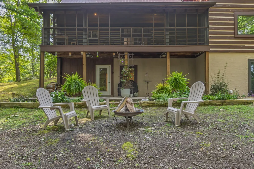 3608 Sams Creek Road Pegram TN 37143