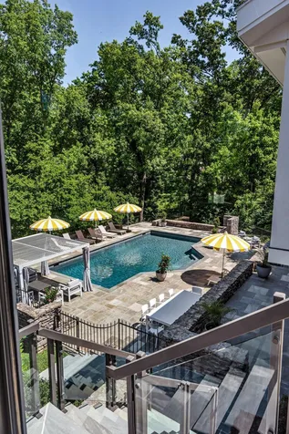 300 Sunnyside Drive Nashville TN 37205