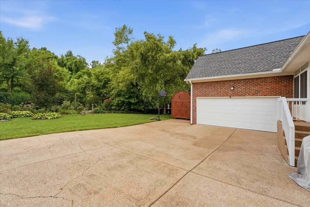 425 Wellington Square Nashville TN 37214