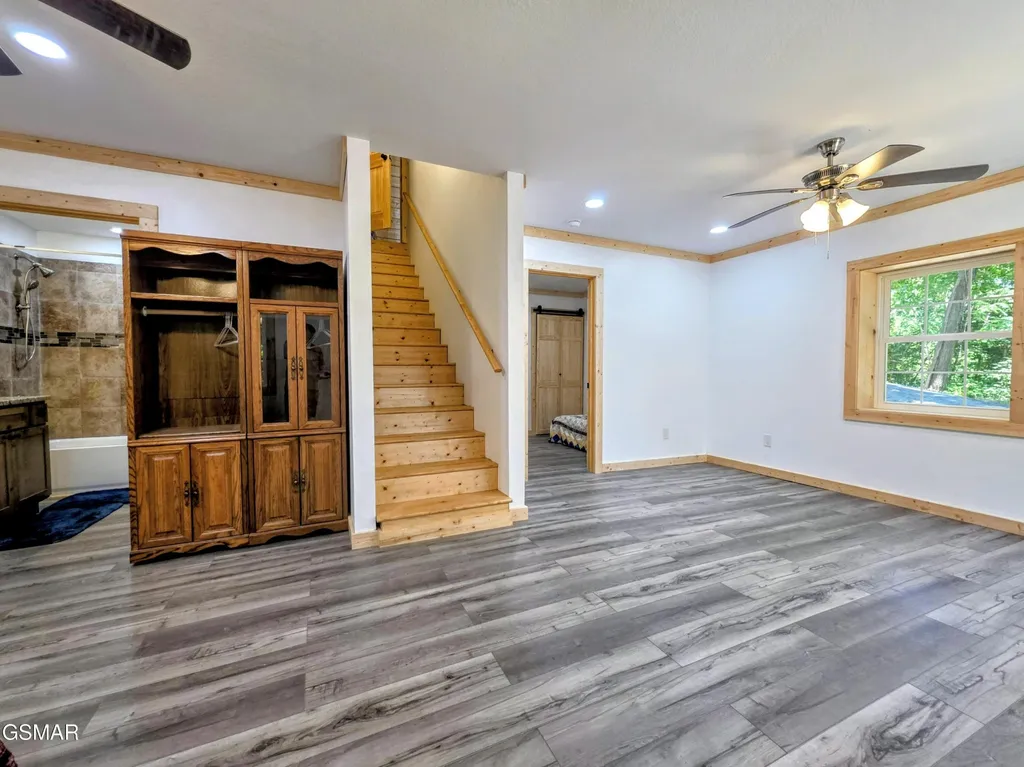 125 Deer Run Way Dandridge TN 37725