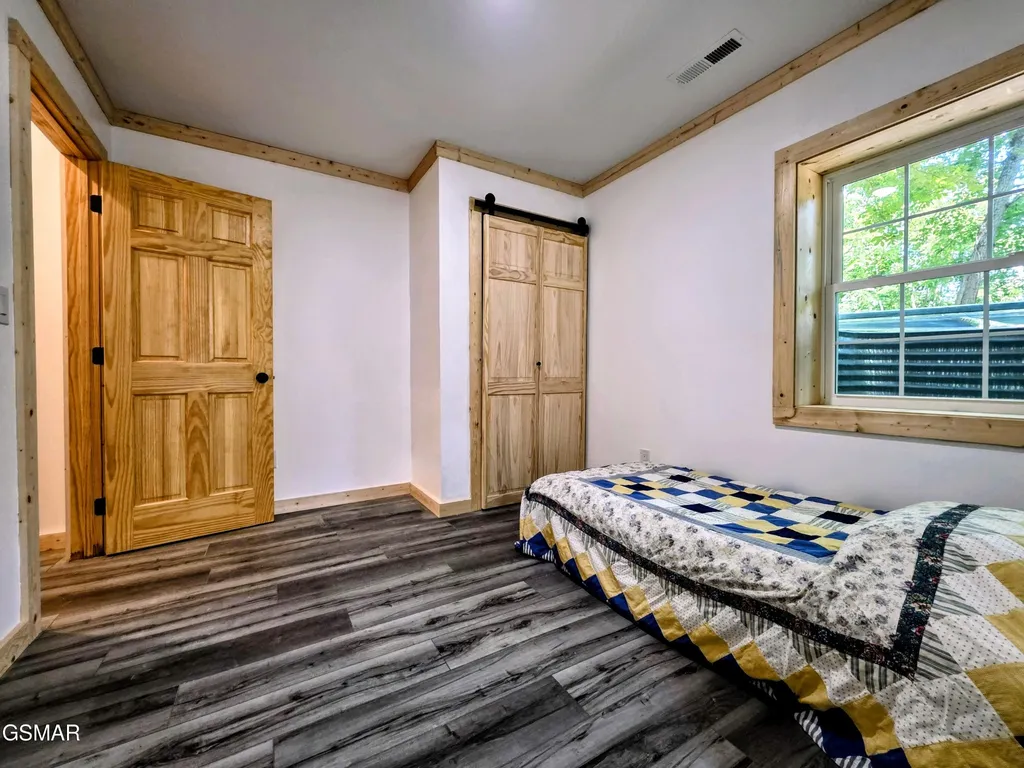 125 Deer Run Way Dandridge TN 37725