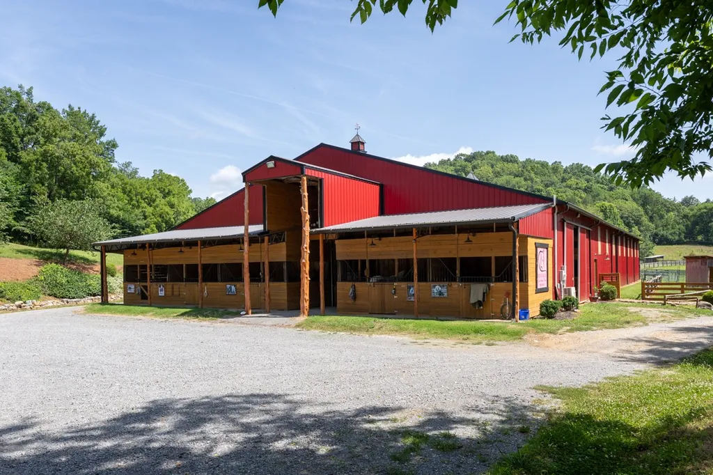 517 Collier Lane Gallatin TN 37066