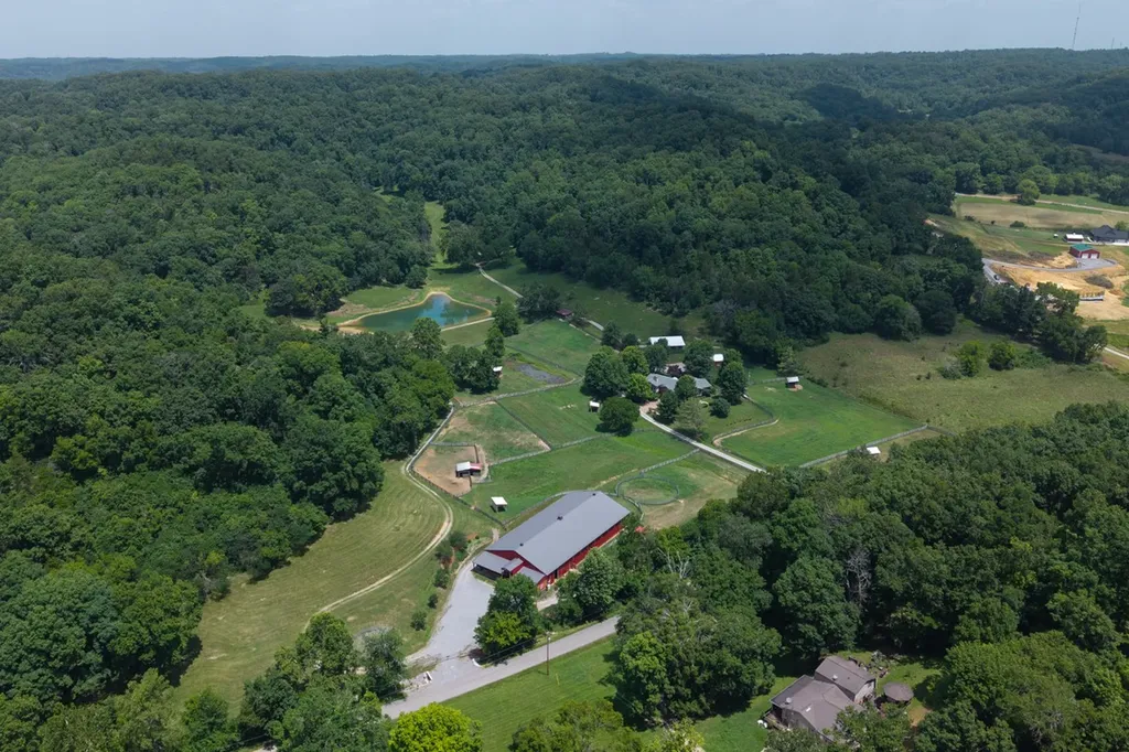 517 Collier Lane Gallatin TN 37066