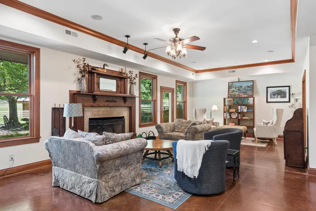 517 Collier Lane Gallatin TN 37066