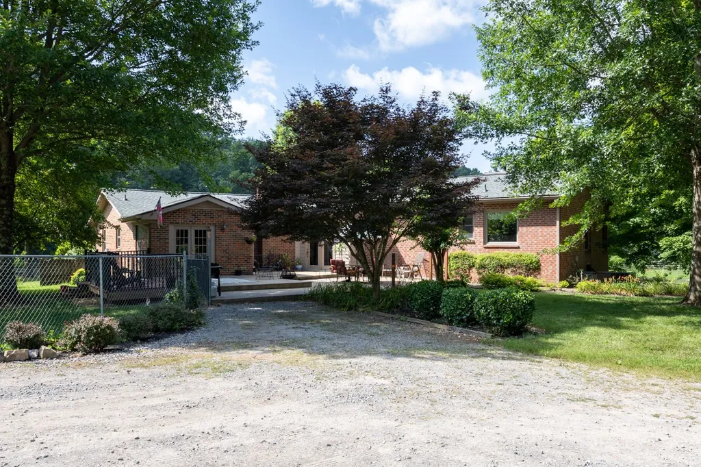 517 Collier Lane Gallatin TN 37066