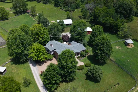 517 Collier Lane Gallatin TN 37066