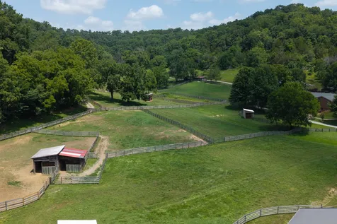 517 Collier Lane Gallatin TN 37066