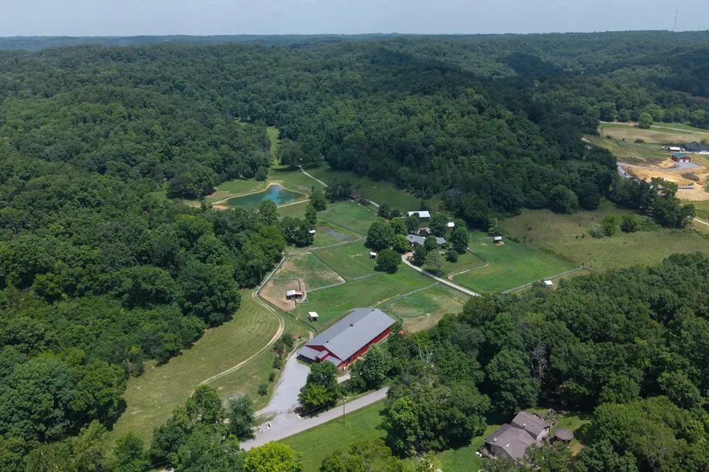 517 Collier Lane Gallatin TN 37066