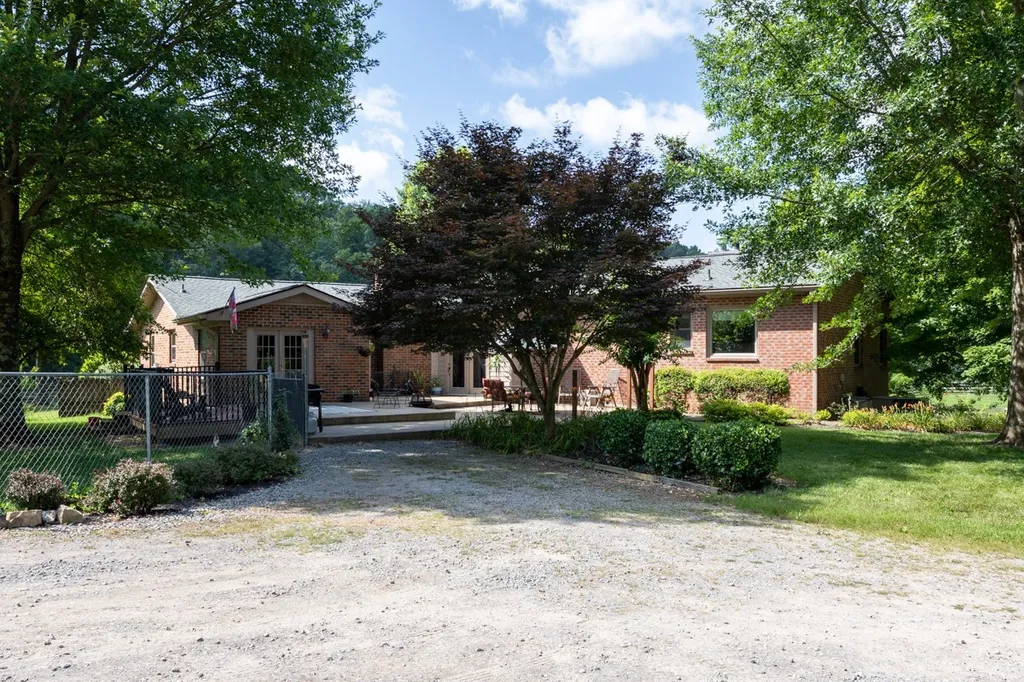 517 Collier Lane Gallatin TN 37066