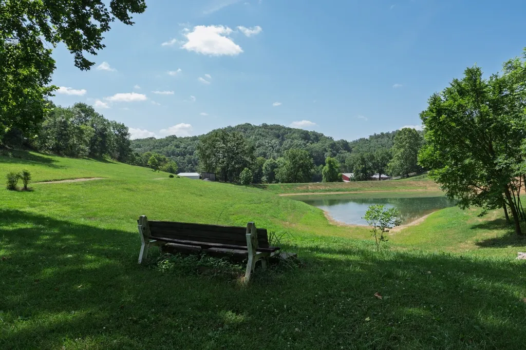 517 Collier Lane Gallatin TN 37066