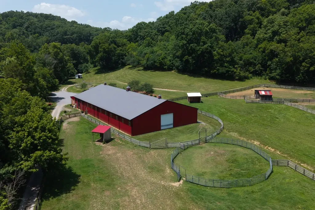 517 Collier Lane Gallatin TN 37066